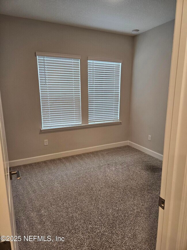 Building Photo - 11340 Breakers Bay Wy