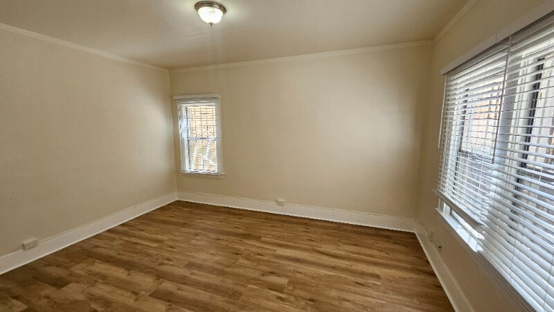 Building Photo - 2850 Francis Ave