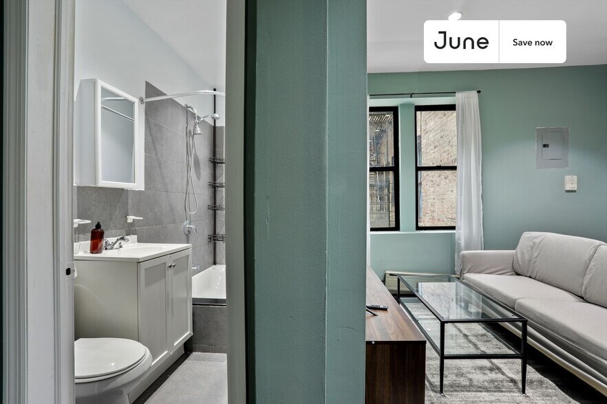 Building Photo - 23 E 109th St