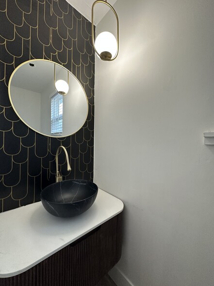 Building Photo - 8021 Saltsburg Rd