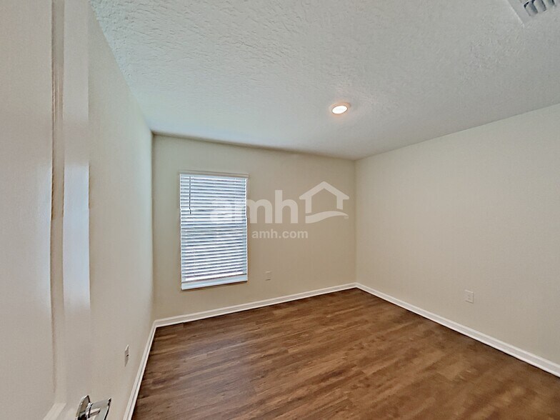 Building Photo - 4341 Seven Canyons Dr