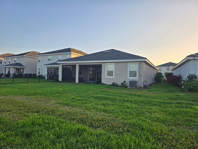 Building Photo - 17841 Gulf Rnch Pl