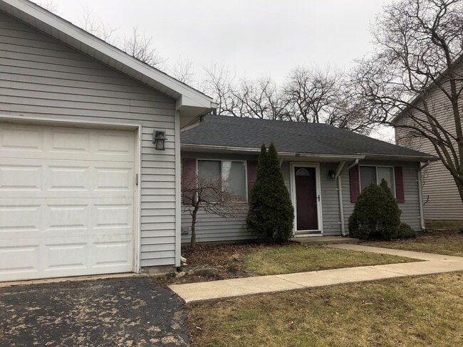 Building Photo - 448 Independence Ln