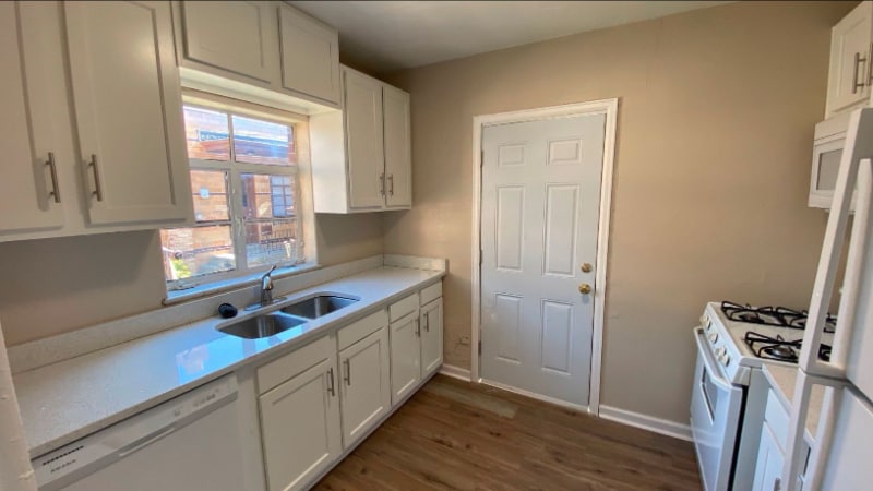 Building Photo - 4825 W 14th Ave