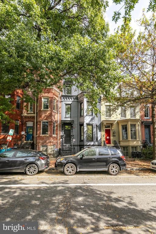 Building Photo - 1133 5th St NW