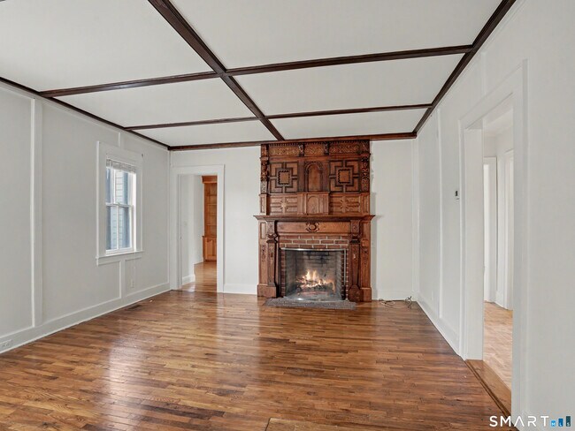Building Photo - 38 W Morgan Ave