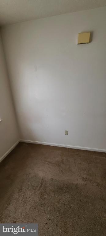 Building Photo - 319 Pendleton Dr