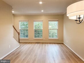 Building Photo - 12527 Heykens Ln