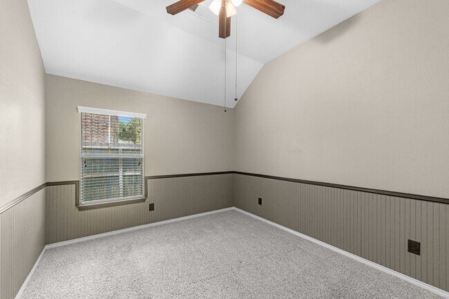 Building Photo - 27723 Amy Willow Ln