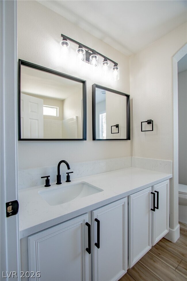 Building Photo - 2108 Sandy Ln