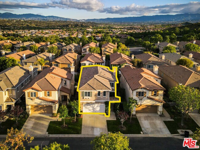 Building Photo - 24130 Tango Dr