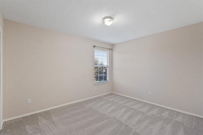 Building Photo - 11117 Los Comancheros Rd