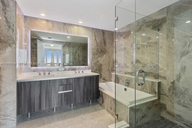 Building Photo - 488 NE 18th St