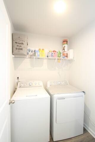 Building Photo - Room in Duplex on Skipjack Ln