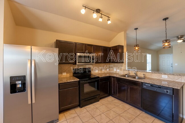 Building Photo - 5828 Roderick Dr