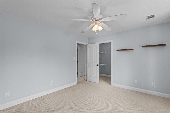 Building Photo - 4117 Chastain Dr
