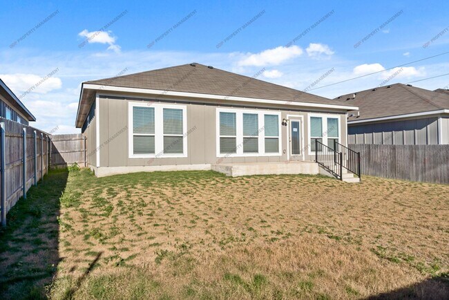 Building Photo - 725 Gingham Trl