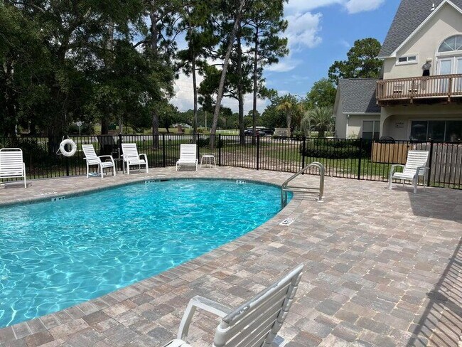 Building Photo - 2879 Leah's Ln