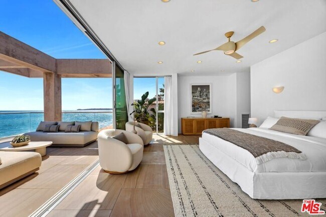 Building Photo - 25102 Malibu Rd