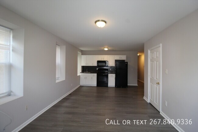 Building Photo - 1016-1018 S 52nd St-18.1A