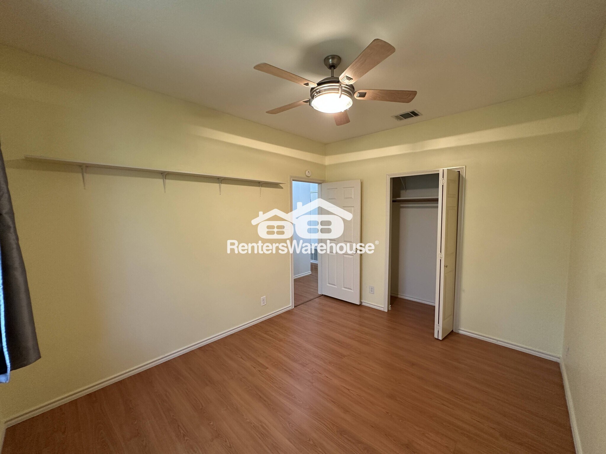 Building Photo - 1603 Azalea Dr