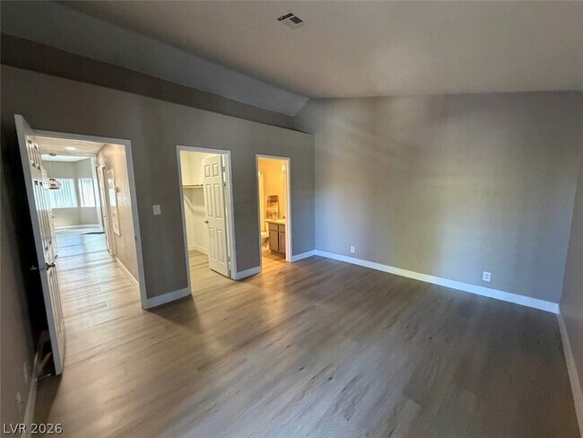Building Photo - 5074 S Rainbow Blvd