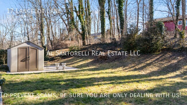 Building Photo - 17 Lancelot Ln