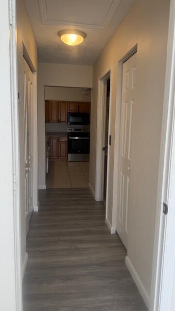 Building Photo - 2840 Stoneway Ln