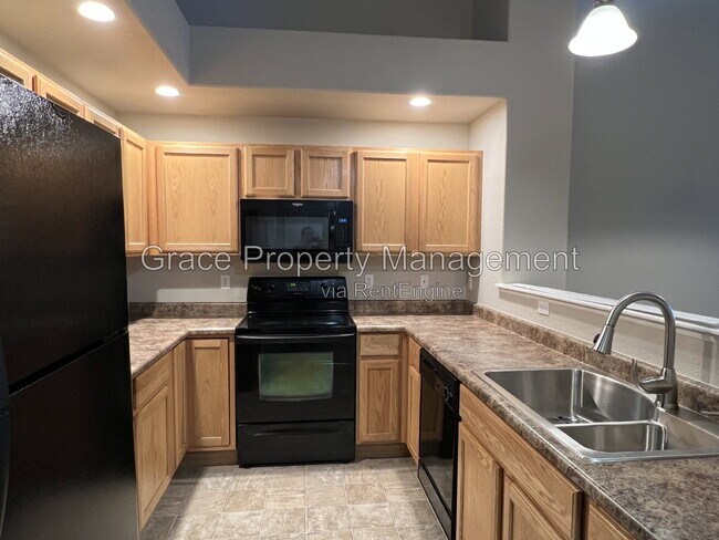 Building Photo - 5800 N Tower Dr