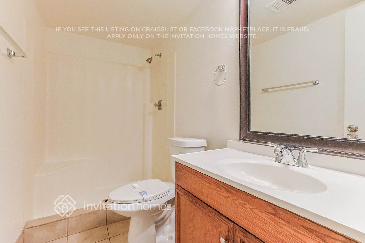 Building Photo - 512 N Los Feliz Dr