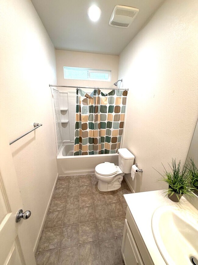 Building Photo - Spacious 5BR + Loft in Hamptons Village – Studio Suite, New HVAC, EV Charging