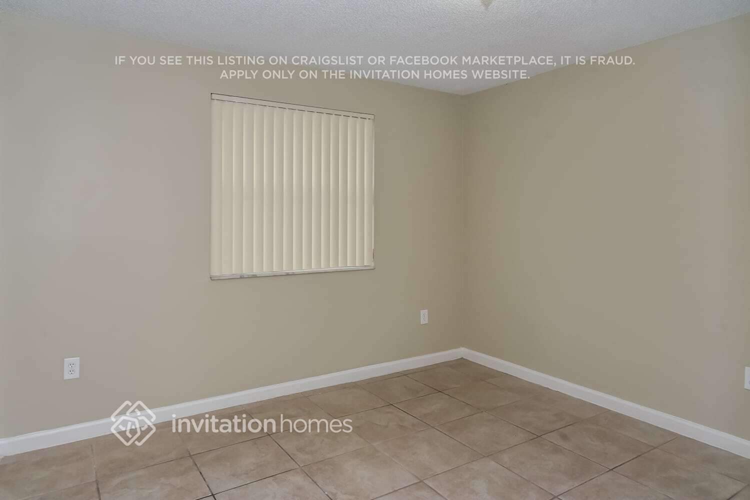 Building Photo - 1121 NW 129th Pl