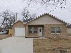 Building Photo - 1122 Oneal St