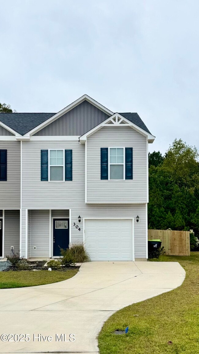 Building Photo - 304 Otis Cv Ln