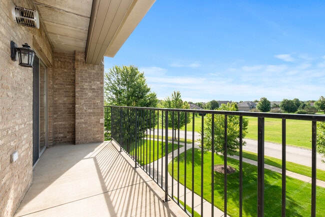 Building Photo - 14130 Sheffield Dr
