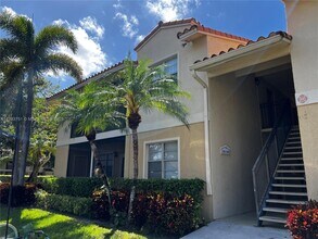 Building Photo - 1253 SW 46th Ave