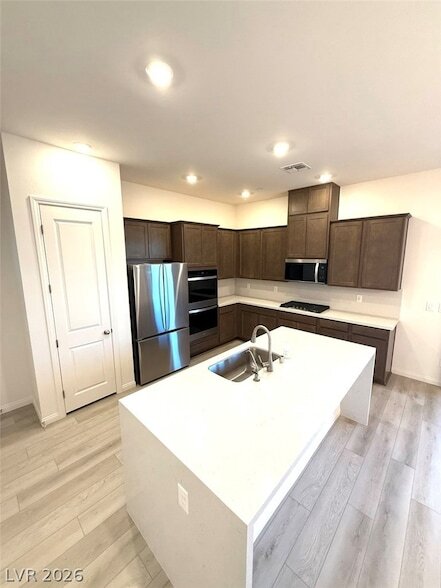 Building Photo - 12434 Madison Pk Pl