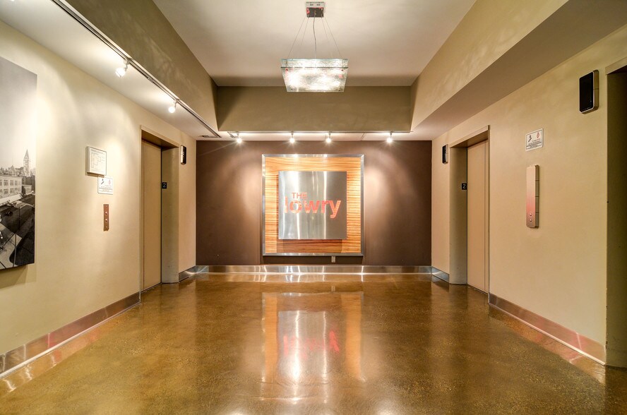 Building Photo - 350 St Peter St