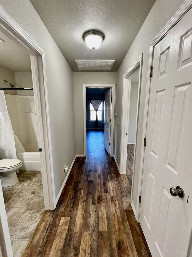 Building Photo - Well-maintained 3-bedroom, 2-bath single-story home built in 2016.