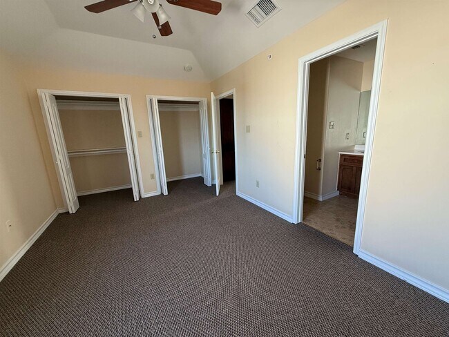 Building Photo - 4246 Dorel Dr