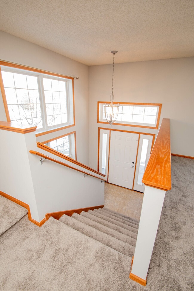 Building Photo - 15119 Fanning Dr N