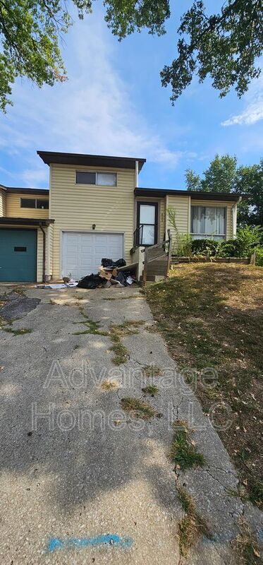 Building Photo - 805 N 70th St