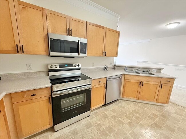 Building Photo - 8801 Villa View Cir