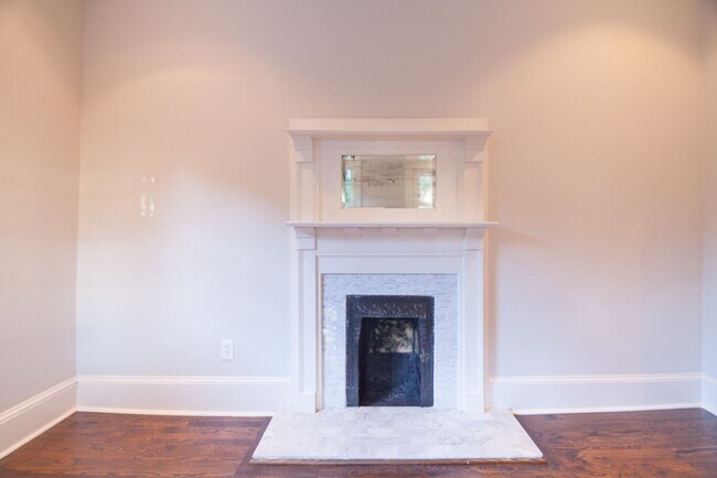 Building Photo - Charming 3BR/2BA in Reynoldstown Near the BeltLine