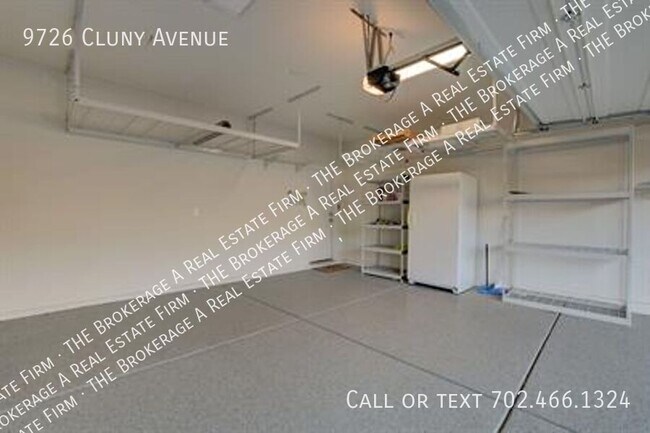 Building Photo - 9726 Cluny Ave