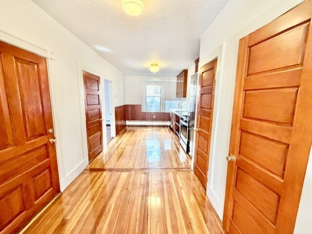 Building Photo - 9 Thacher Ct
