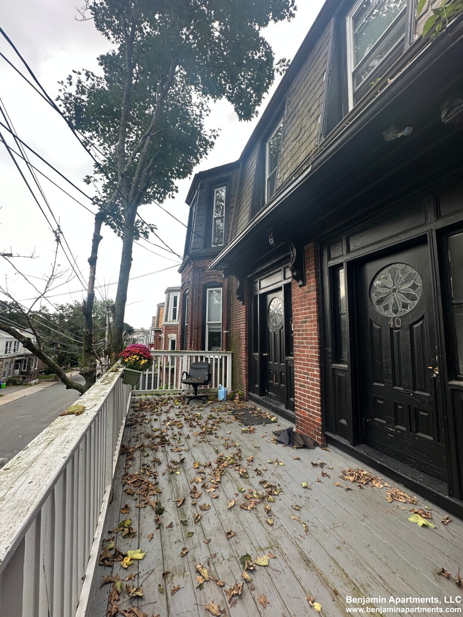 Building Photo - 38 Newton St