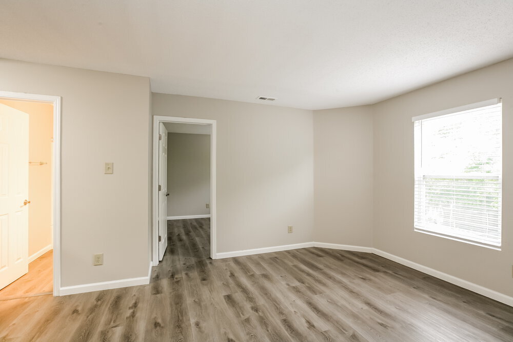 Building Photo - 6336 Alonzo Dr