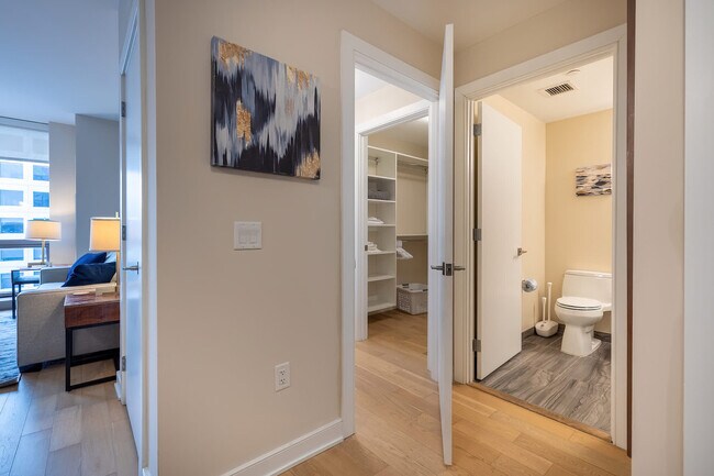 Building Photo - 355 Atlantic St