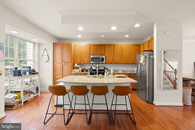 Building Photo - 12922 Starters Ln